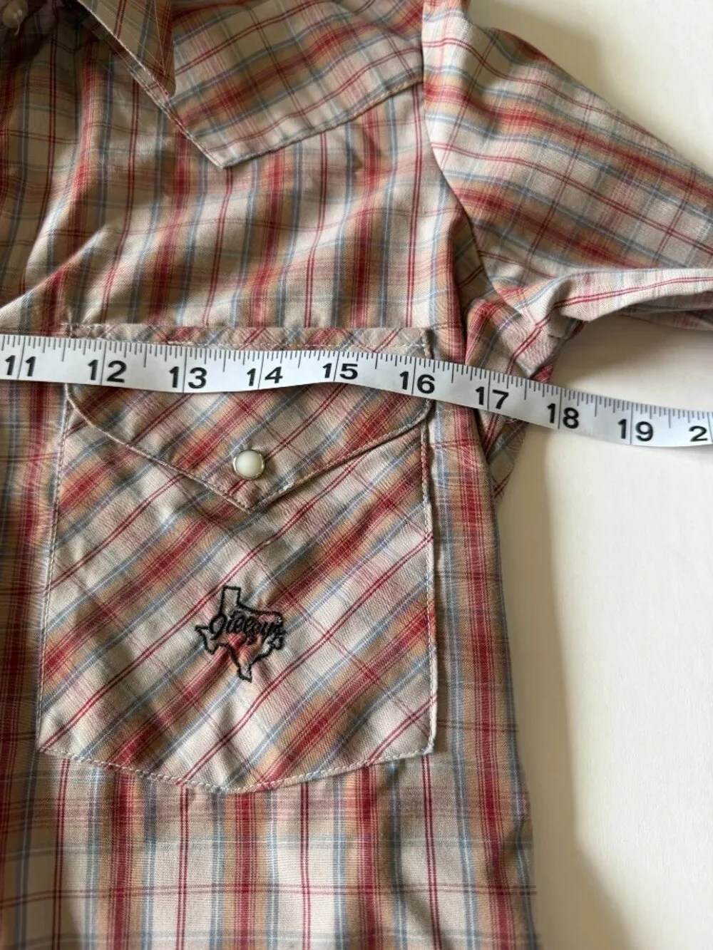 Gilley's vintage plaid western shirt, pearl snap, long sleeve, collared, small - Picture 5 of 6
